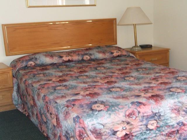 Scottish Inn Near The Falls And Casino Niagara Falls Room photo